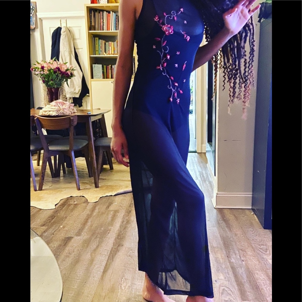 Beautiful ladies full and gown,embroidered flowers